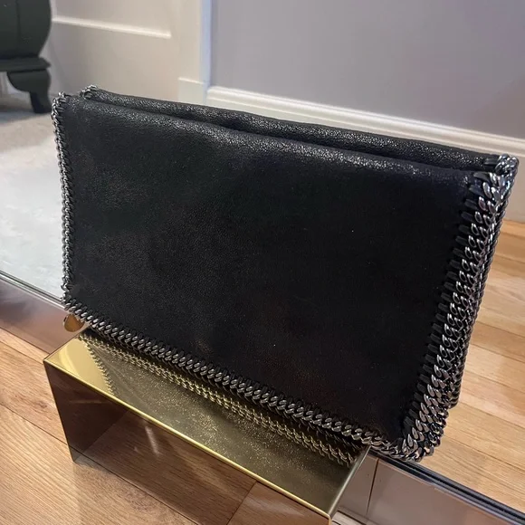 SOLD Stella McCartney Black Foldover Vegan Leather Clutch - Picture 2 of 10